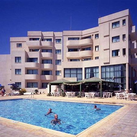 Isaac Aparthotel Pernera Exterior foto
